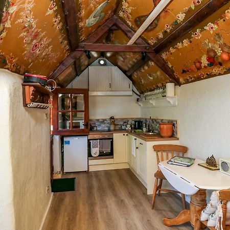 Toad Hall Cottage Totnes Exterior photo